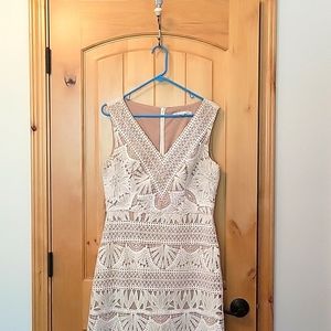 Kay Unger New York Dress